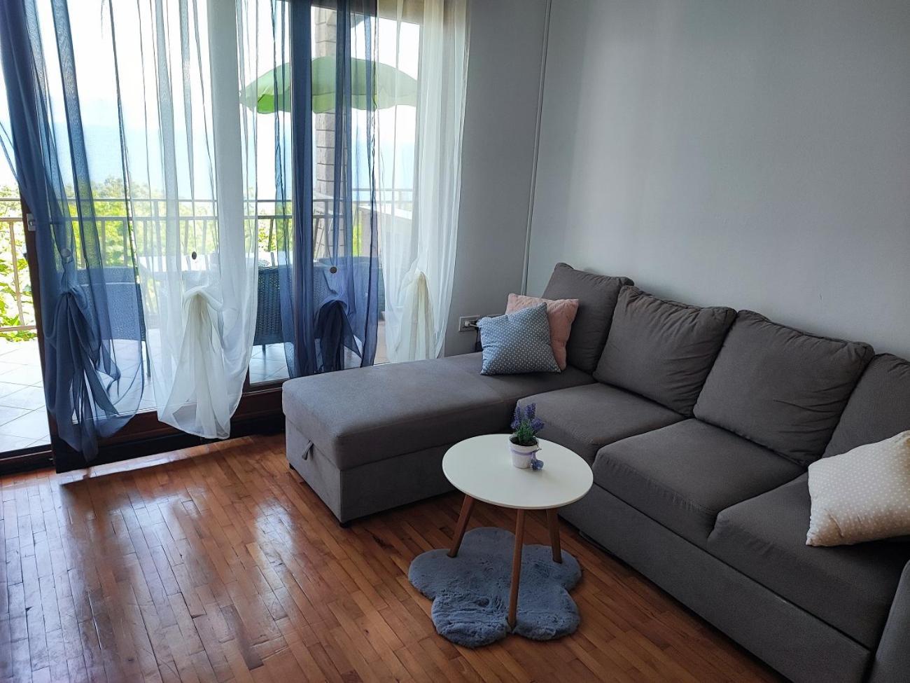 Apartament Victory Ravni Zewnętrze zdjęcie